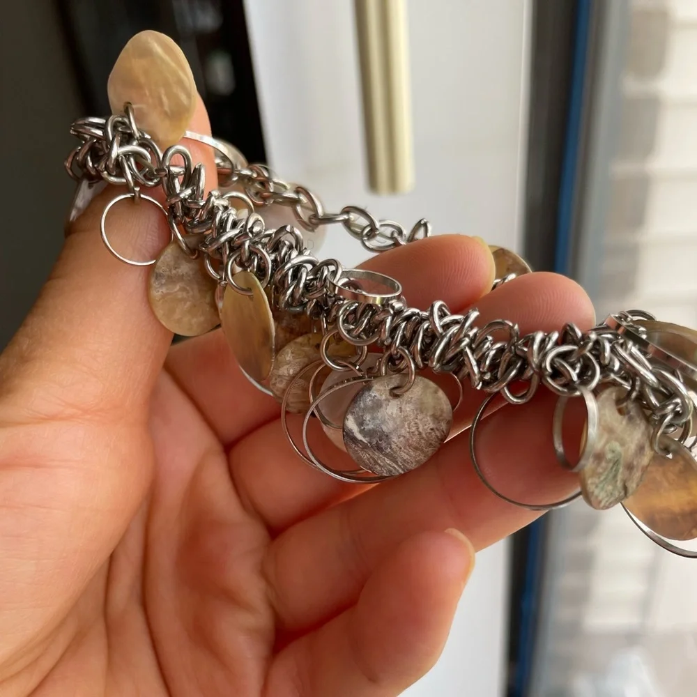 Silver bracelet with elastic brown and white Abalone - Picture 4 of 4